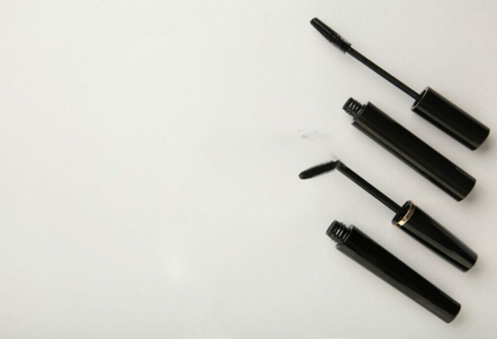 Bending mascara wand before application can help mascara lasts longer