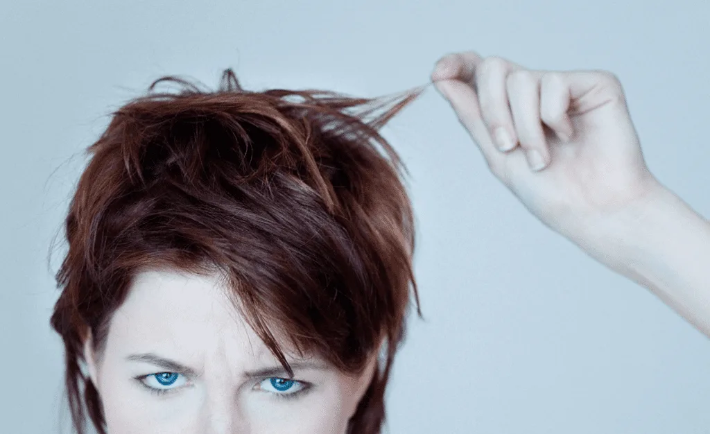 Clear Mascara Can Be Used as hair gel Clear Mascara can be used as hair gel