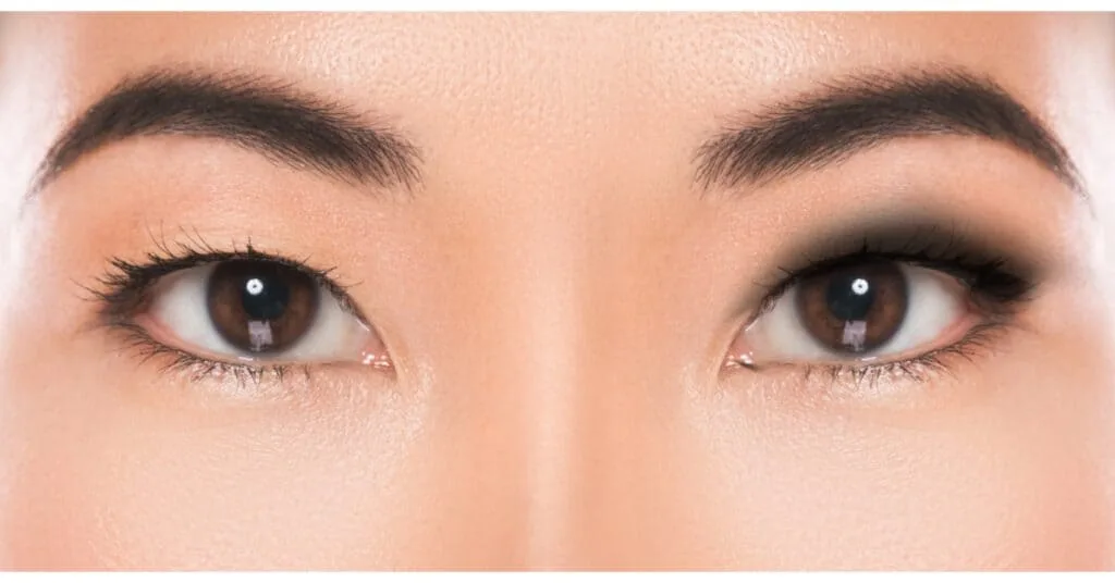 Smokey Eyeliner Suggestions for Monolid Shaped Eye Learn all the secrets of mastering the application of Smokey Eyeliner on monolid shaped eyes.