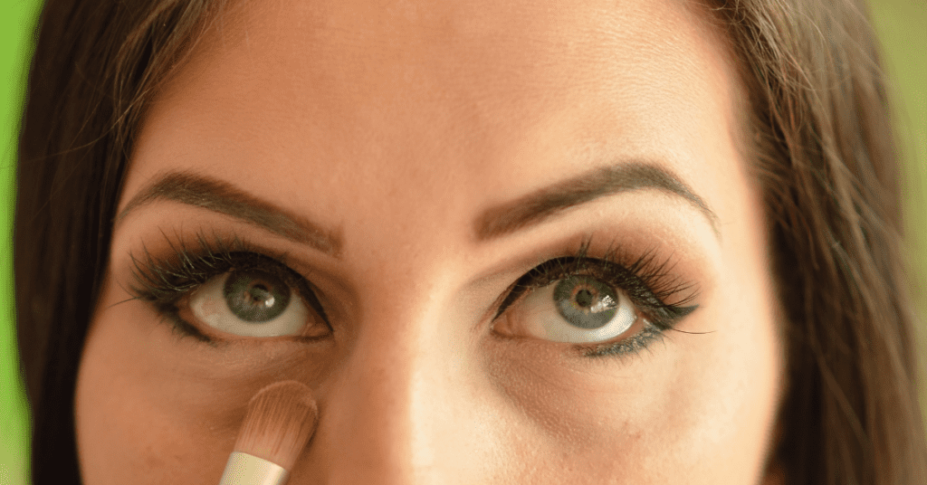 Eyeshadow primer works great to enhance the under eye eyeshadow look