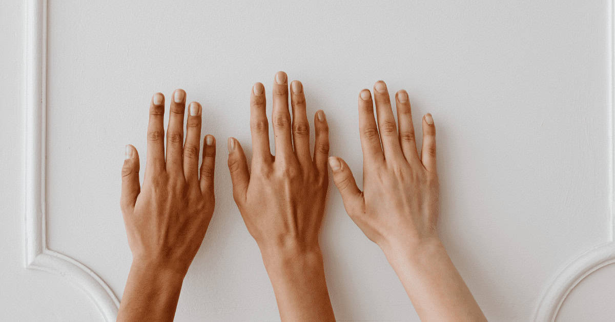 Factor02 Carefully consider brow color based on Skin Color Carefully choose eyebrow gel shade based on skin color