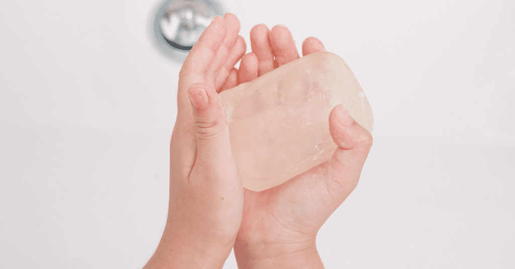 Transparent Soap can Be used as an alternative of eyebrow gel