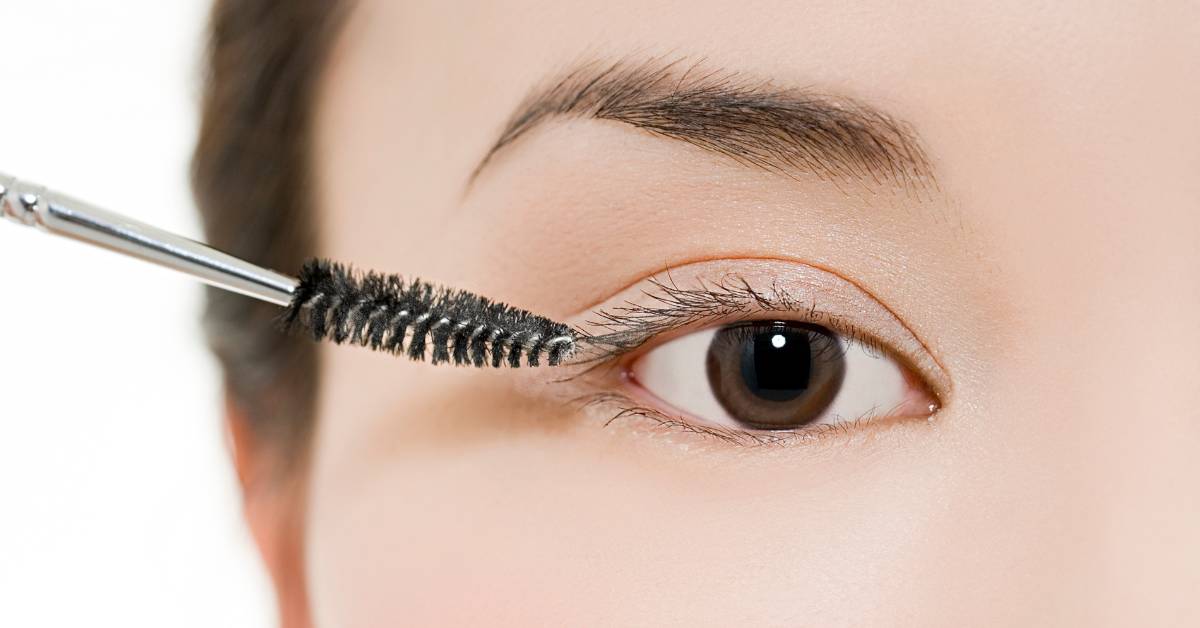 Eyelash Primer Application, Benefit, Alternative, Removal Dappered Chic