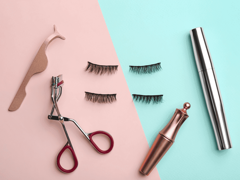 How to apply magnetic eyelashes Featured photo How to apply magnetic eyelashes (Featured Photo)