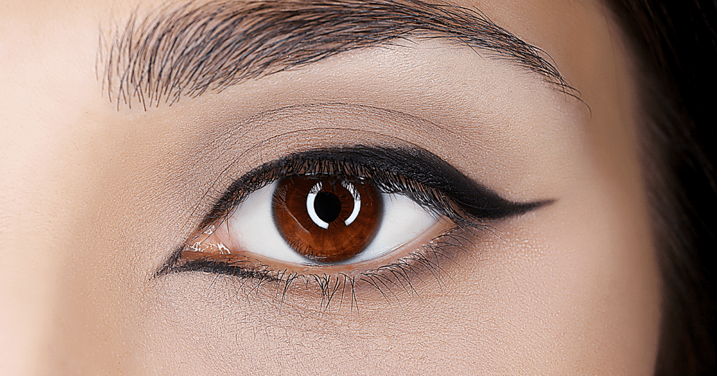 How To Do Fox Eyeliner on Round-Shaped Eyes