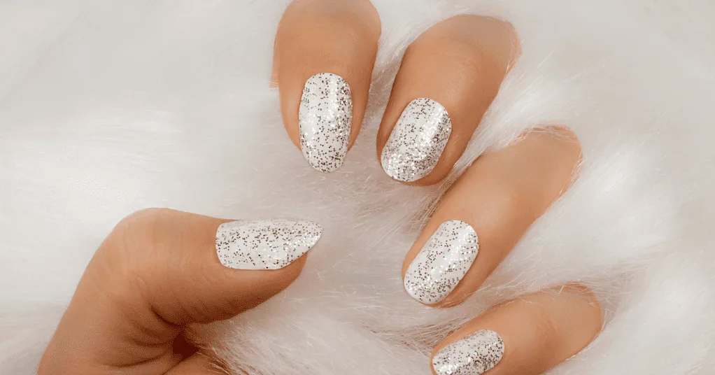 Mascara Wand Can be Used in Nail art Mascara Wand can be reused in nail art