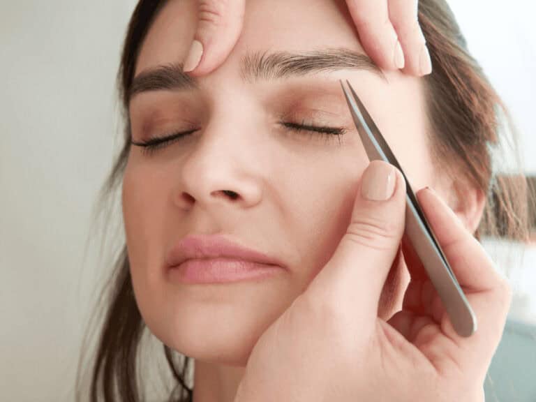 How to use eyebrow Tweezers